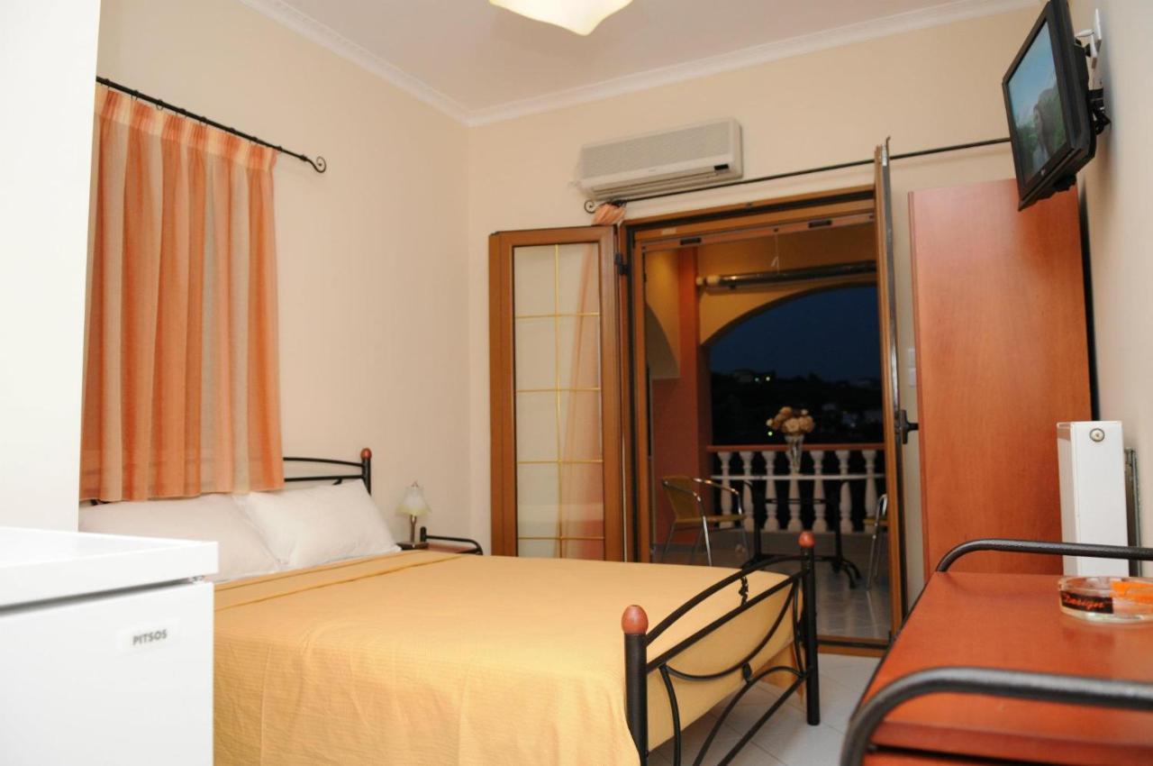 Sofia Apartment ยีธิโอ ภายนอก รูปภาพ